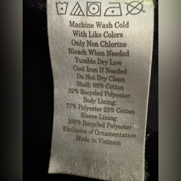 Everlane The Bomber Jacket | Uniform - Picture 7 of 8